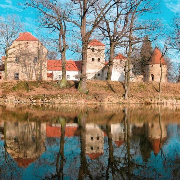 KUP ZAMEK SWOJEJ KSIĘŻNICZCE !