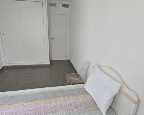 HISZPANIA Umeblowany apartament z balkonem i basenem