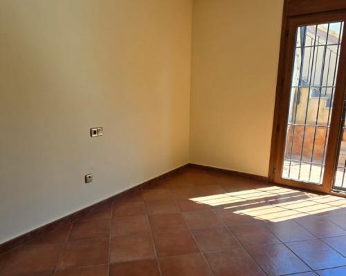 HISZPANIA Dwupoziomowy apartament z basenem