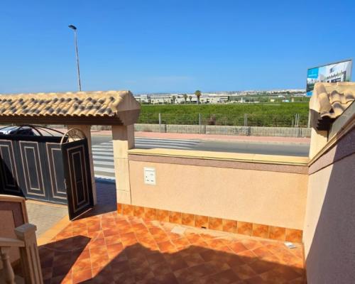 HISZPANIA Dwupoziomowy apartament z basenem