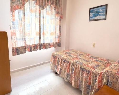 HISZPANIA Umeblowany apartament z basenem