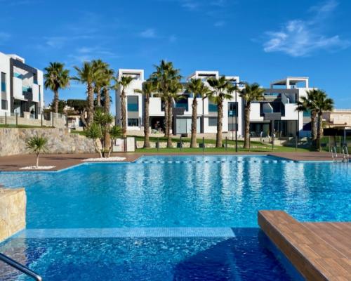 HISZPANIA Nowoczesny bungalow z działką