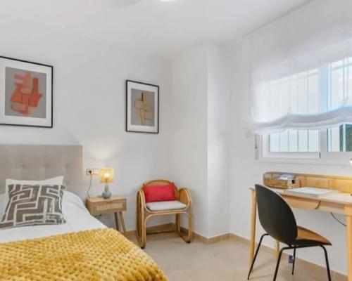 HISZPANIA Odnowione apartamenty z basenem