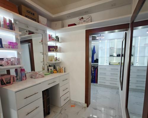 DOMINIKANA / Przestronna willa z 6 sypialniami w prestiżowej dzielnicy Dominicus