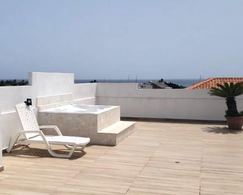 DOMINIKANA / Przestronny apartament z 3 sypialniami w centrum Bayahibe