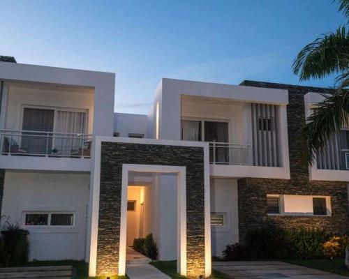 DOMINIKANA / Townhouse z 3 sypialniami w Dominicus – przestrzeń i wygoda w tropikalnym otoczeniu