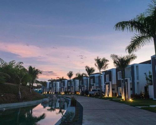 DOMINIKANA / Townhouse z 3 sypialniami w Dominicus – przestrzeń i wygoda w tropikalnym otoczeniu