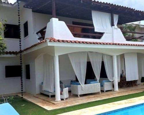 DOMINIKANA / Przestronna willa 4 sypialnie w Dominicus z basenem – komfort i luksus w tropikach