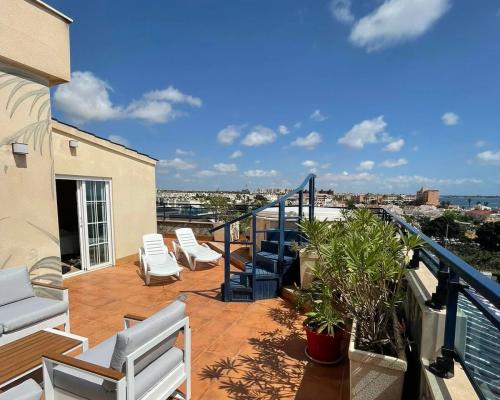 HISZPANIA/Penthouse z widokiem na morze – Mil Palmeras, Alicante